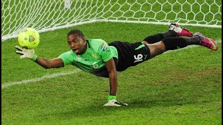 ITUMELENG KHUNE The very best compilation of his best saves  MZANSIs NUMBER 1 [upl. by Dukey]