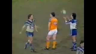 Terry Lamb milks penalty Ron Gibbs sin binned 1985 Bulldogs v Roosters [upl. by Frankie307]