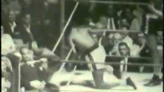 Cassius Clay vs Alan Hudson 1960 Round 3 [upl. by Thorma]