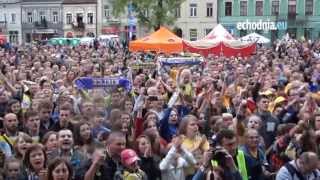 Wielka feta z drużyną Vive Targi Kielce na rynku 4062013 [upl. by Renraw365]