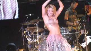 shakira  hips dont lie live in Italy 2011 [upl. by Ecniv]