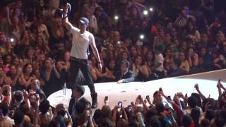 Enrique Iglesias  Experiencia religiosa  Auditorio Nacional 30 05 14 [upl. by Nosloc121]