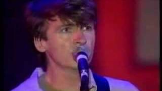 crowded house private universe live [upl. by Terryn]