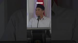 Adzan versi China  KH Zulfa Musthafa [upl. by Nahtanoy916]