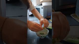 Picking and Shelling Garden Peas gardening homegrown peas vegetablegarden containergardening [upl. by Anitsirhk676]