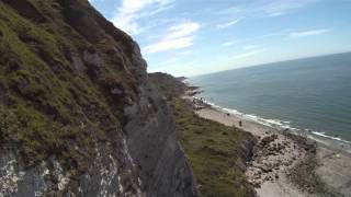 Gleitschirmfliegen Küstensoaren in Octeville sur mer Normandie Frankreich [upl. by Yldarb]