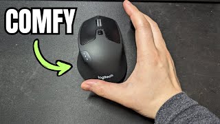 Logitech M720 Triathlon Wireless Mouse  Quick Review So Comfy [upl. by Arraik981]