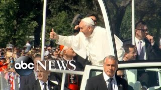 Pope Francis Offers Blessings Kisses Along Parade Route [upl. by Anselma]