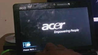 How To Change Boot Device Acer Aspire One Laptop [upl. by Lette]