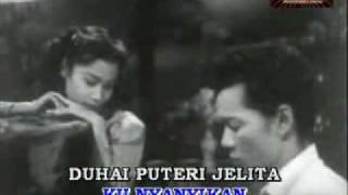 TIDURLAH WAHAI PERMAISURI  Karaoke versi filem quotPutus Harapanquot 1953 [upl. by Whitcher457]