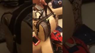 video Carteras por Mayor Guayaquil tienda virtual y presencial Joxy Store [upl. by Ennirak674]