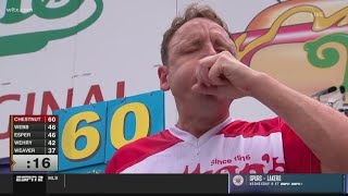 Joey Chestnut downs 62 hot dogs to win 16th Nathans Hot Dog Eating Contest [upl. by Glenda]