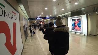 Pickpockets in Milan station [upl. by Nileek]