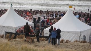 Nieuwjaarsuik Egmond aan zee 2014 [upl. by Dag]