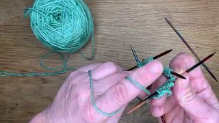 Socken stricken Anschlag mit doppelten Nadeln [upl. by Bloxberg]