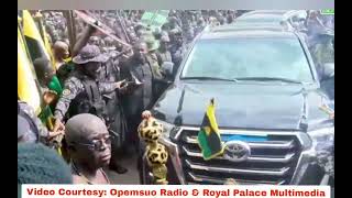 Check Out Otumfuos Majestic Entry To Berekumhenes Palace with a Cultural Dance asantehene ghana [upl. by Deibel]