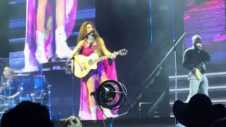 Shania Twain  Honey Im Home  Live New York City 71123 [upl. by Arodnap755]