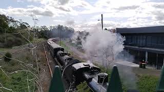 Warragul shuttles arriving at Warragul [upl. by Ahusoj]