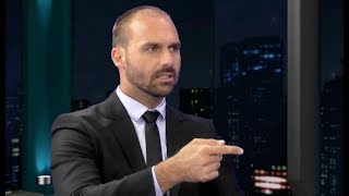 Eduardo Bolsonaro fala sobre a reforma da Previdência e garante quotTodo mundo vai apertar o cintoquot [upl. by Aldon]