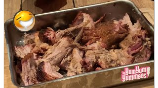 Devils Pulled pork on the weber kettle with SnS [upl. by Salkcin]