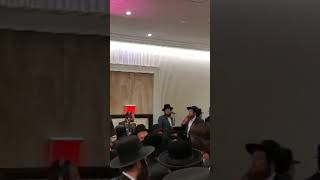 Avrumi Berko 🎹 Suscher Guttman 🎤 Shira Choir [upl. by Outhe]