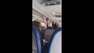 Pilot locked out of cockpit on flight to Las Vegas Emergency Landing at Mccarran Airport [upl. by Rehsu]