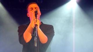 Loïc Nottet  quotMrMmequot live avec danseurs [upl. by Shulamith]