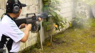 Test shots with the USAS12 Automatic Shotgun [upl. by Tnelc]