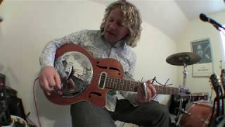 Rogue Resonator Guitar Review RR350EL [upl. by Aihsemek]