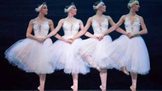 Danse des petits cygnes  Act 2  Swan lake  Tchaikovsky [upl. by Scevor93]