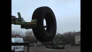 UHL3705 EARTHMOVER TYRE HANDLER GRAB [upl. by Mcmullan]