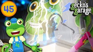 Blue Mechanical Is Hit By Lightning  Geckos Garage  Educational Videos For Toddlers [upl. by Bartram]