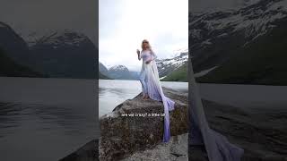 Behind the scenes of cosplaying Elsa in Norway ❄️☃️✨ frozen2 [upl. by Arde239]