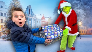 The Grinch Stole our Presents [upl. by Heyer]