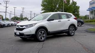 Saccucci Honda 2017 CRV vs 2017 HRV [upl. by Kelam]