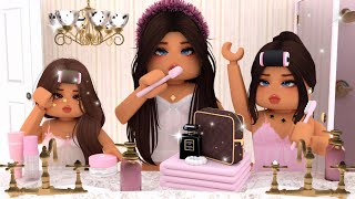 RICH FAMILYS NIGHT ROUTINE business mom and SPOILED kids WITH VOICE  Roblox Bloxburg Roleplay [upl. by Aisak]