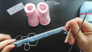 Tuto tricot chaussons bébé quotPyramidequot 03 mois et non du 69 mois comme dis dans la vidéo [upl. by Sremmus]