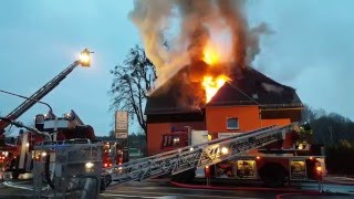 Landgasthof in Dresden Rossendorf in Flammen [upl. by Windham178]