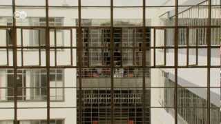 Bauhaus Dessau in 60 Sec  UNESCO Welterbe [upl. by My978]