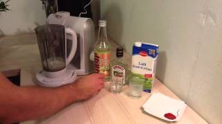 Faire un milk shake Lait de poule  Cocktail au mixer [upl. by Otsirc245]