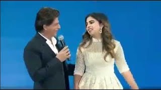 हिंदुस्तान के सबसे अमीर आदमी की बेटी Isha Ambani के साथ Shahrukh Khan ने की खूब मस्ती [upl. by Reffotsirhc506]