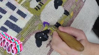 Rug Hooking with Roving getting incredibly high luster loops by using unspun wool [upl. by Gaillard727]