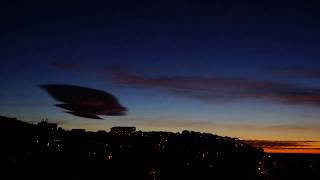 Timelapse  Altocumulus lenticularis duplicatus desde Málaga  12112019 [upl. by Anaibib]