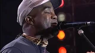 Hootie and the Blowfish with Willie Nelson  Let Her Cry Live at Farm Aid 1995 [upl. by Alitta213]