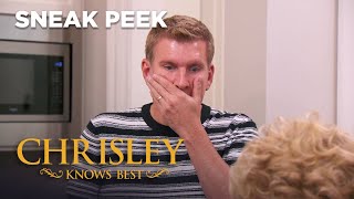 Chrisley Knows Best  Nanny Faye Makes Link Sausage  Sneak Peek  S7 Ep23  on USA Network [upl. by Byrd]