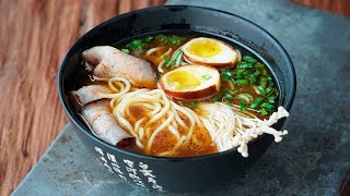 TONKOTSU RAMEN  Guía práctica para hacer ramen en casa [upl. by Sirtimed723]