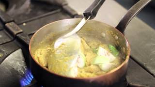 David Thompson Thai Food  Green Curry with Chicken [upl. by Ejroj791]