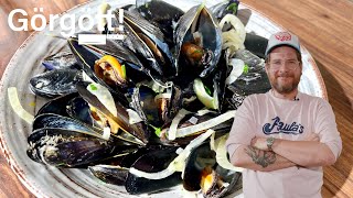 Moules Marinière  Mussels steamed in White Wine 🇧🇪 classic [upl. by Irv]