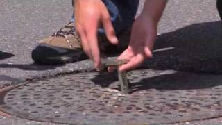 BigsEasyLiftcom Safety Tips for When Removing Manhole Covers With BigsEasyLift Manhole Removers [upl. by Jobyna]