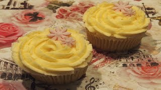 Cupcakes de Vainilla  Receta Facil [upl. by Maje]